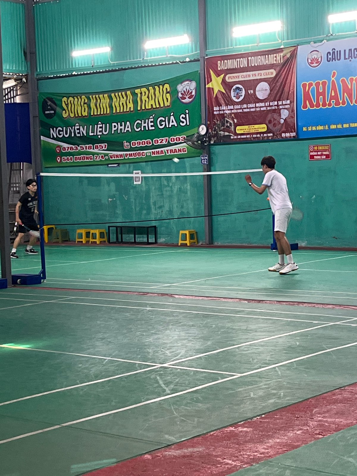 Late-night badminton match observed in Bac Nha Trang Ward