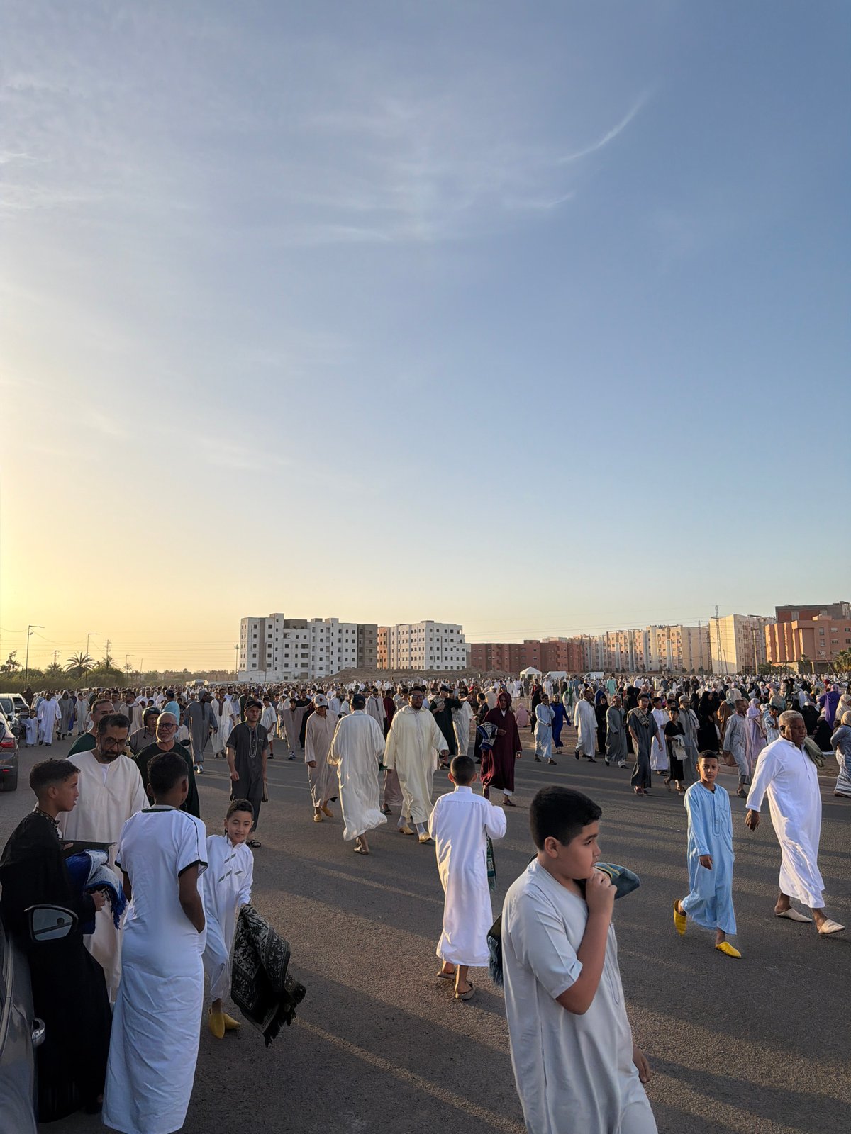 Morning prayer gathering draws large crowd in Marrakesh