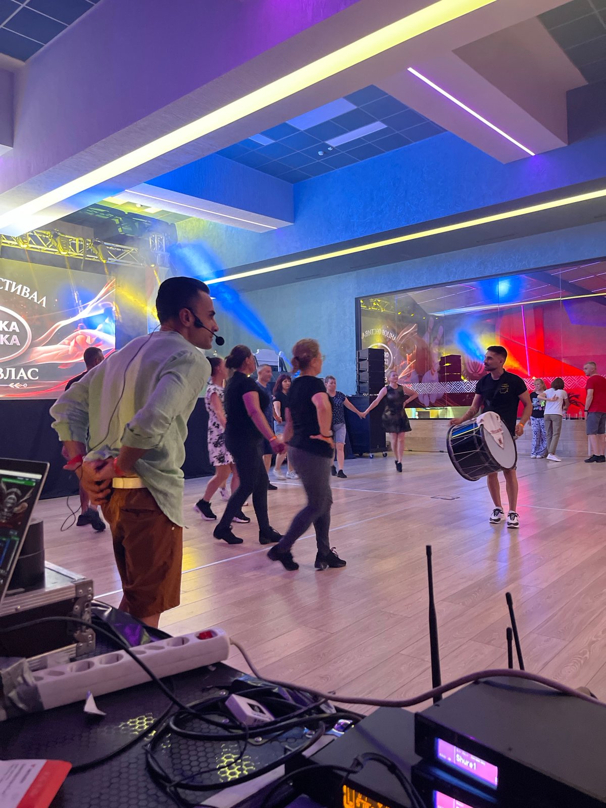Evening performance event draws crowds in Sveti Vlas, Bulgaria