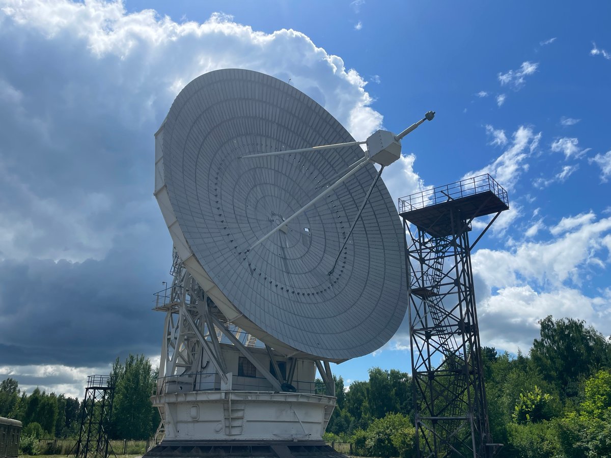 Radio telescopes and summer flora in Pushchino's science town