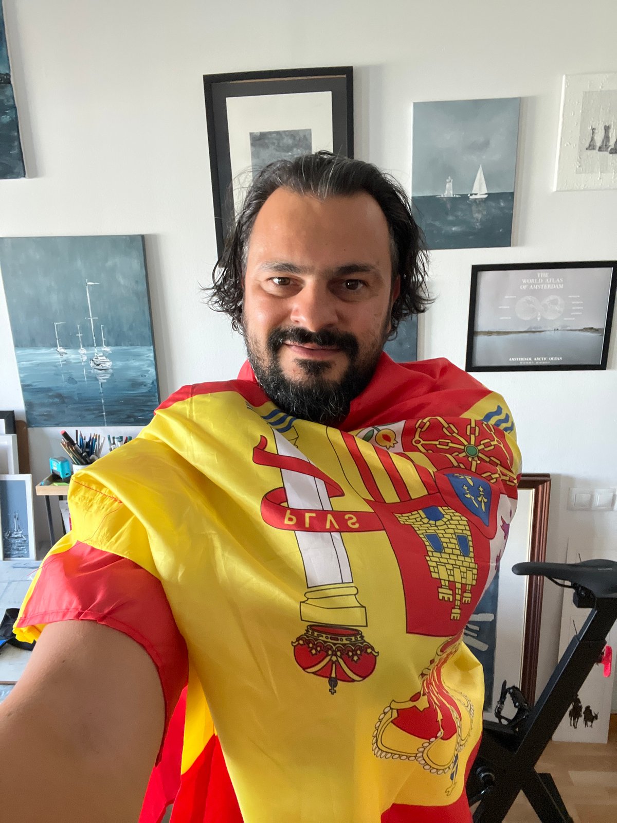 Wearing the Spanish flag in Mollet del Vallès