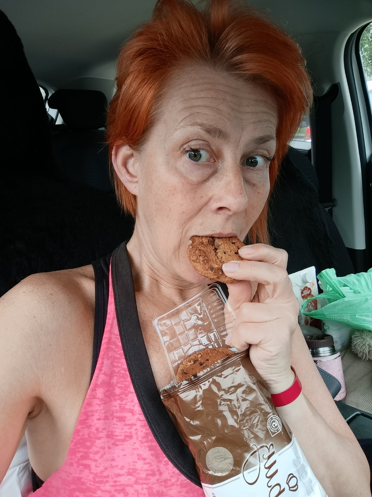 Woman in car, "#Guilty" message observed in Moscow