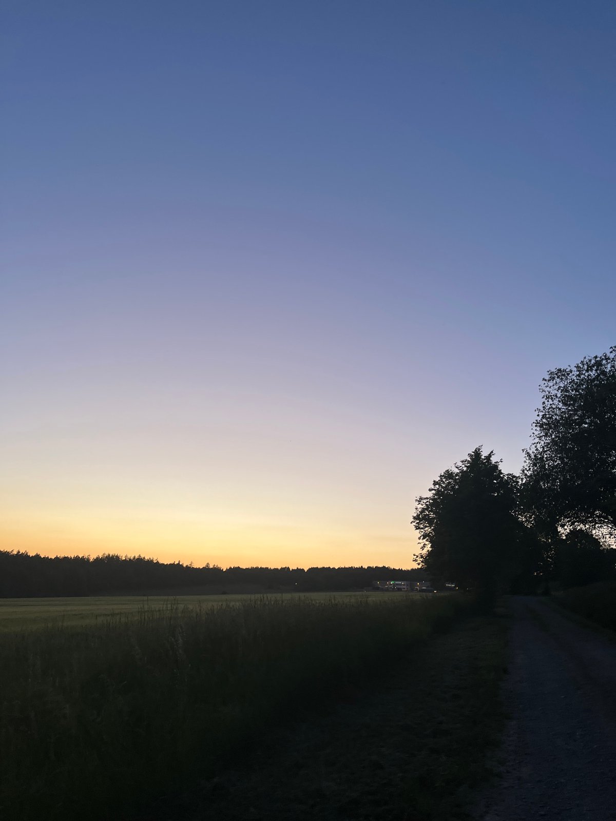 Rural sunset landscape documented across ten minutes