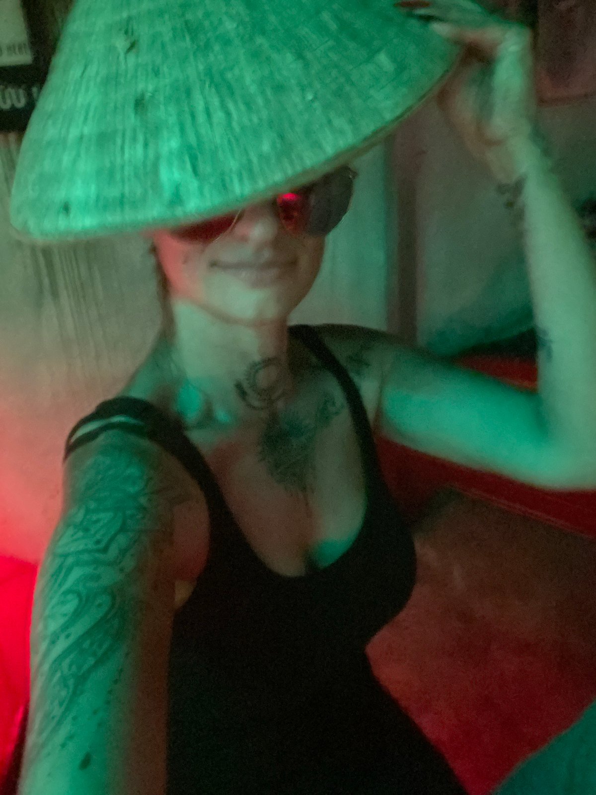 Casual afternoon activities documented in Mũi Né, Vietnam