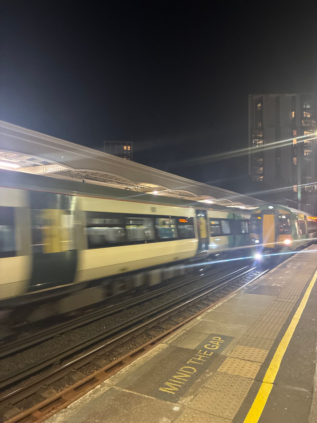 London Underground evening service documented by multiple witnesses