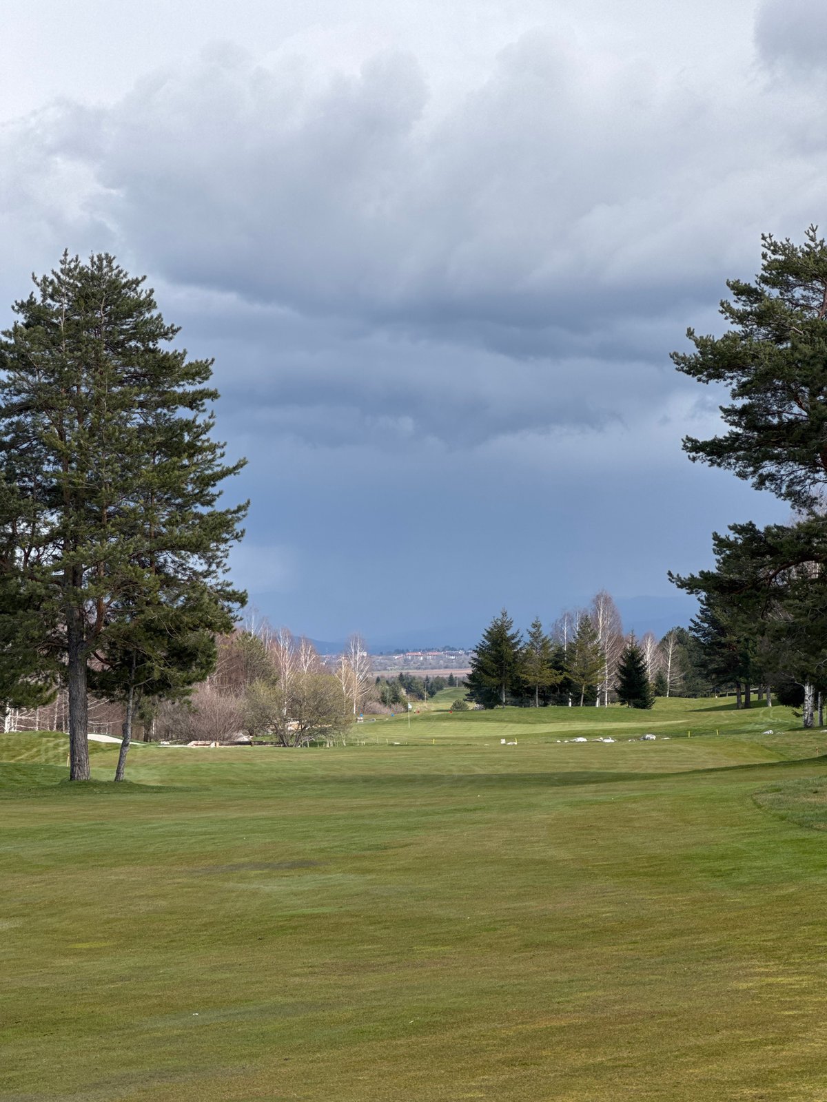 Golf facility scenes documented in Razlog, Bulgaria