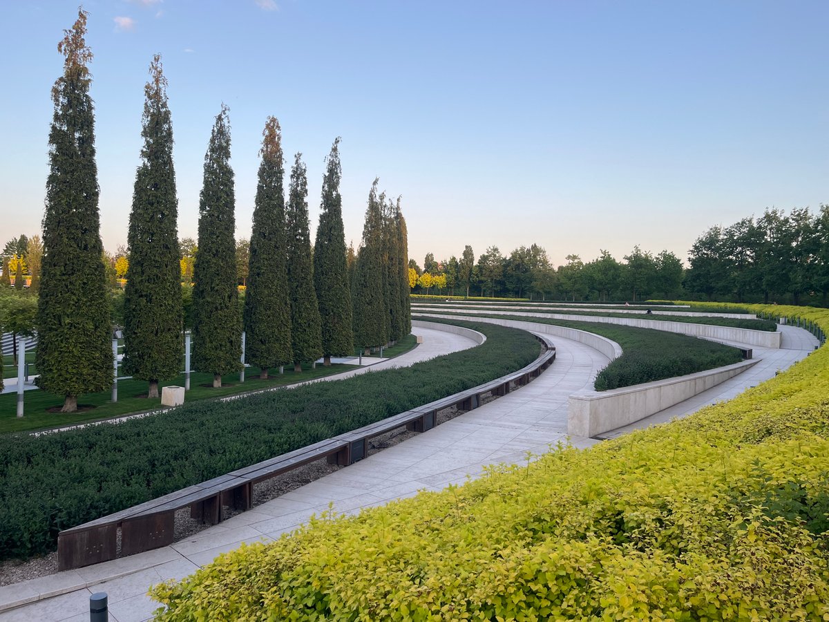 Afternoon stroll through Galitsky Park captures art installations, spring blooms