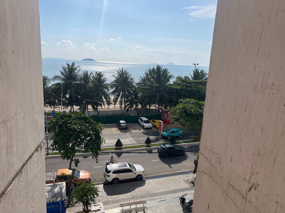 Street view captured in Bac Nha Trang Ward, Vietnam
