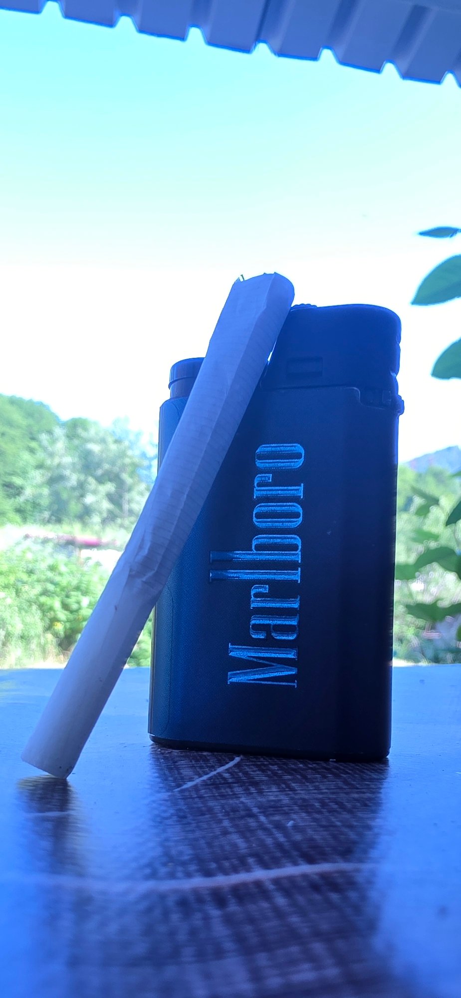Smoking items documented on surface in Smolyan, Bulgaria
