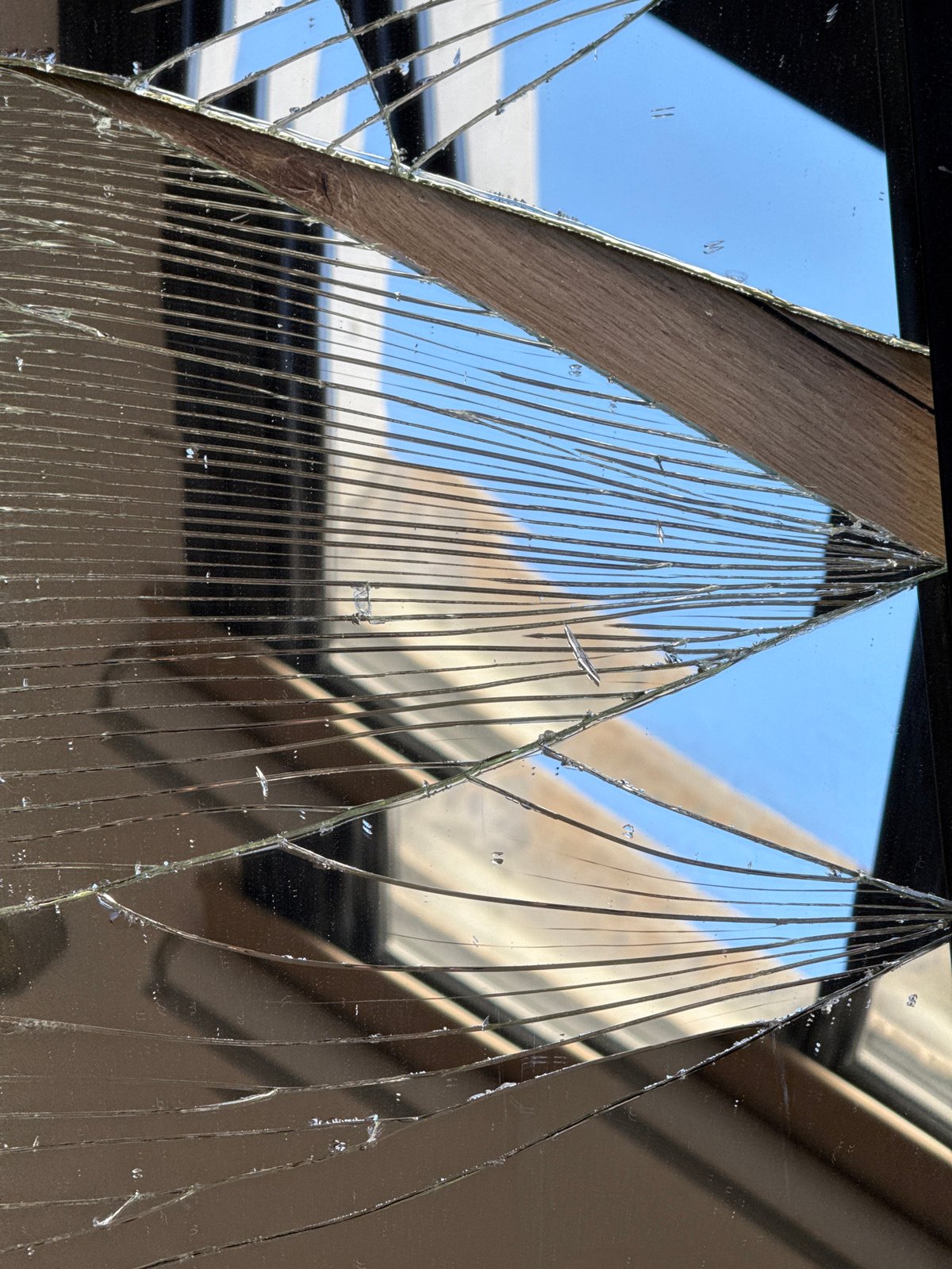Witness Documents Broken Glass Incidents Across Tel-Aviv