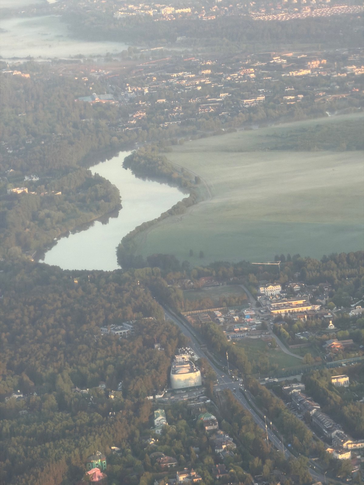 Turkish Airlines flight captures aerial view of Sosny, Russia