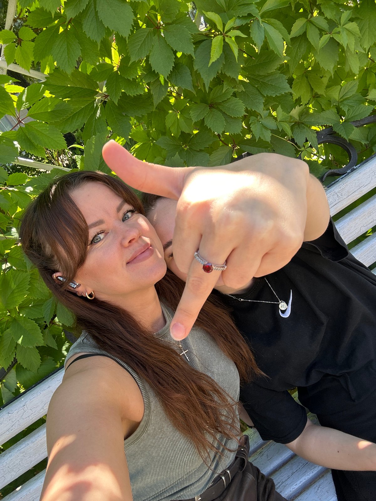 Park bench selfies and a cat-supervised snack spread in Chaikovsky