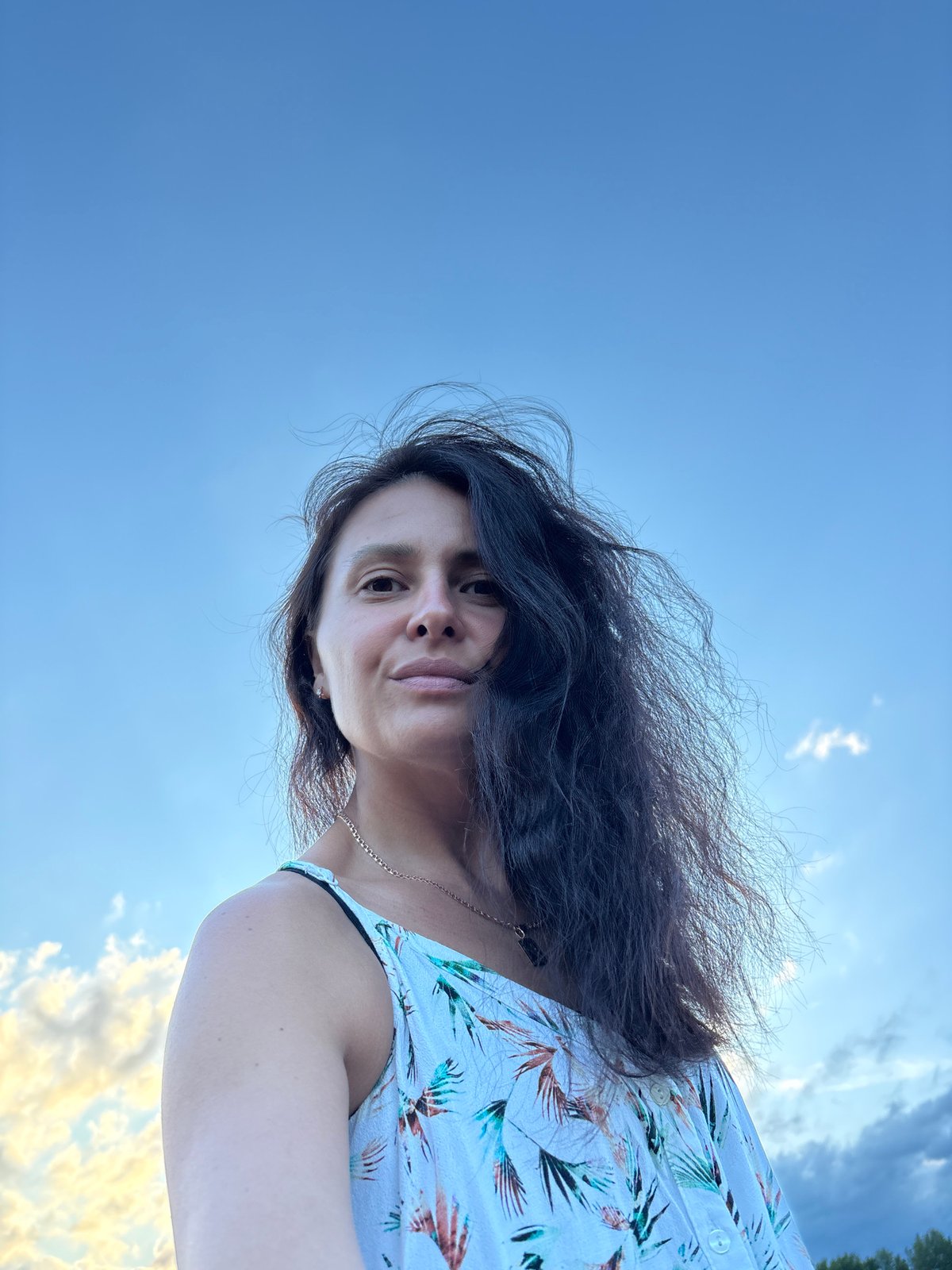 Golden hour by the Kama River, ducks, dresses, and dusk