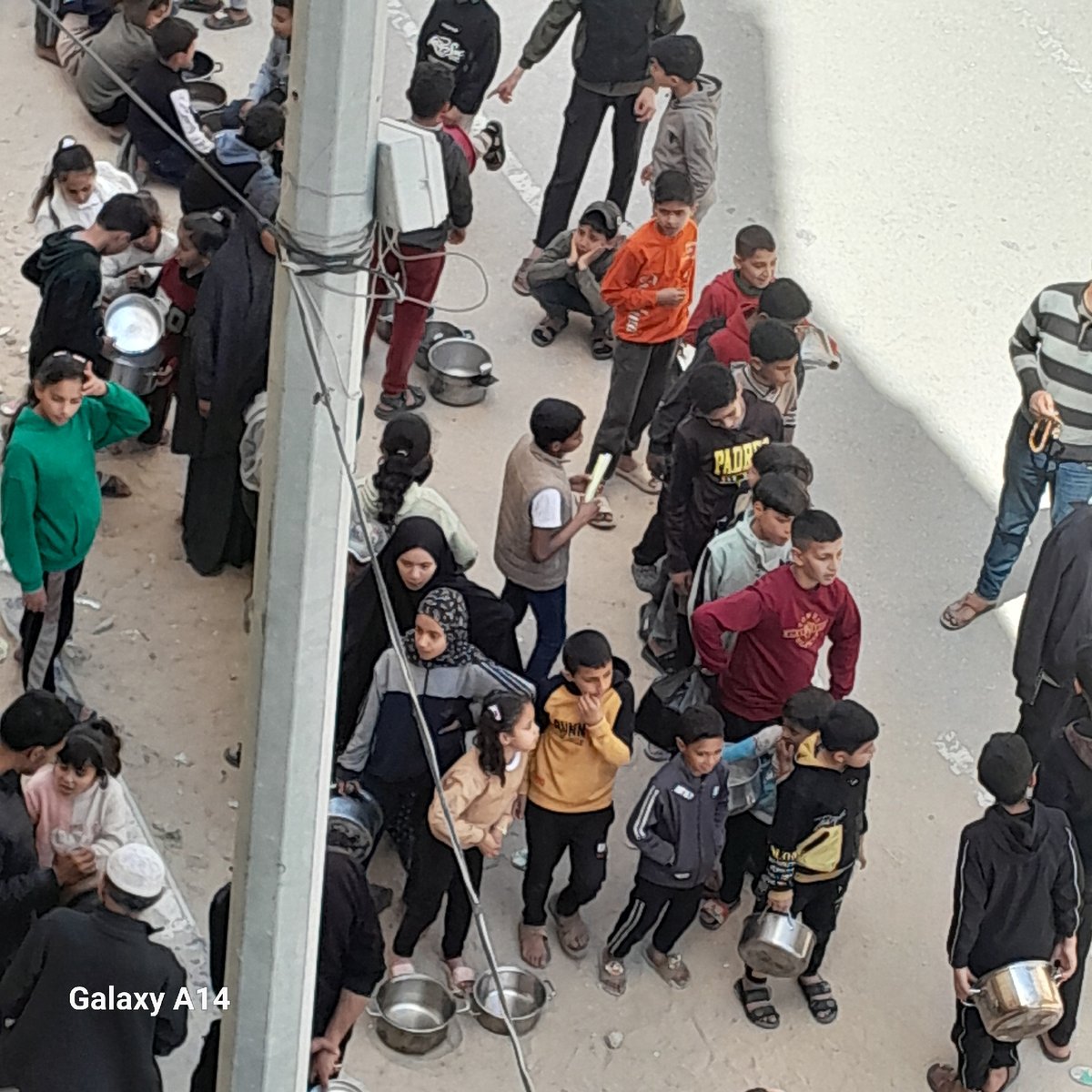 Urban crisis unfolds with displaced civilians, damaged infrastructure