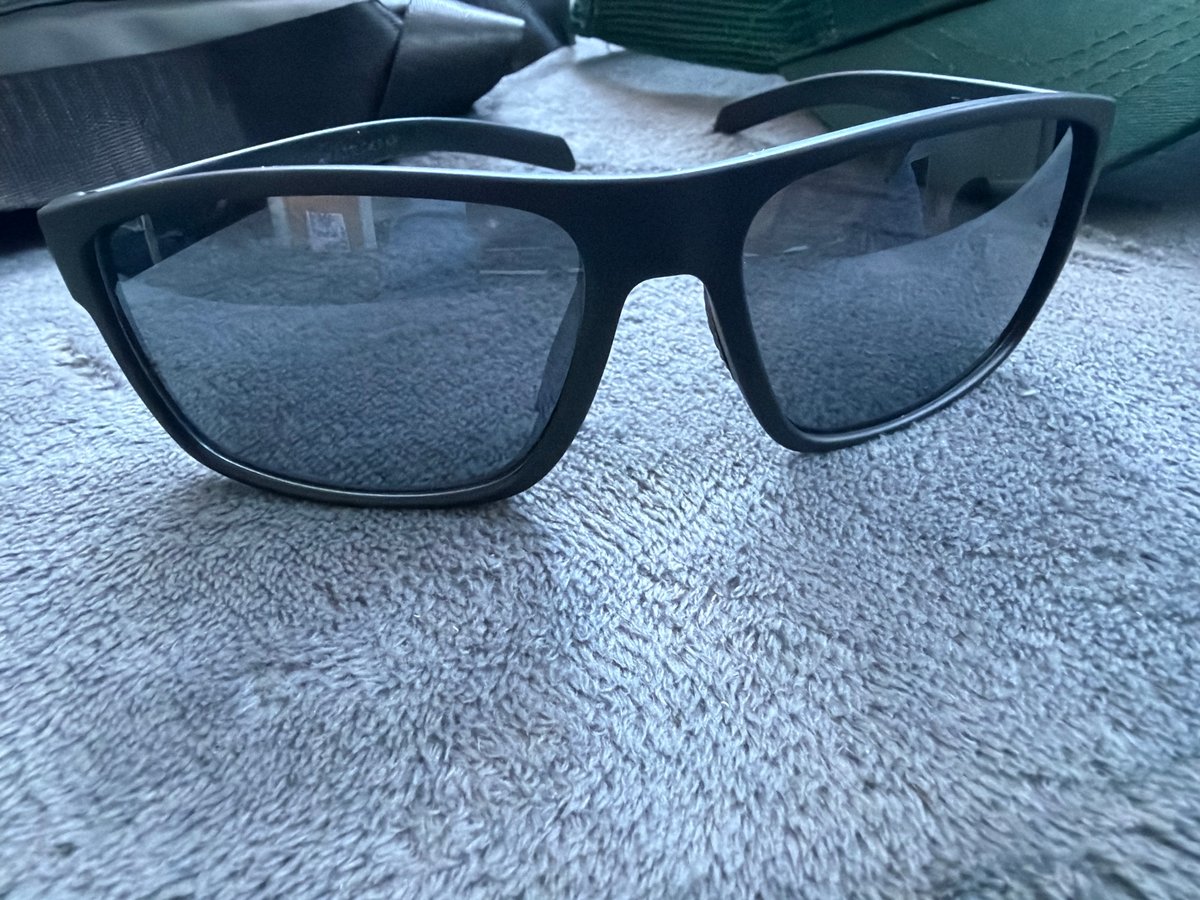 Everyday gear and apartment views from a Berlin morning