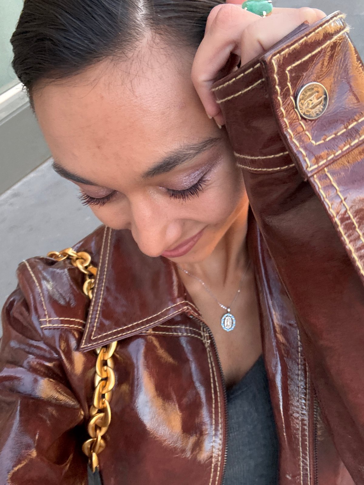 Person takes selfies and photos in Clichy, France