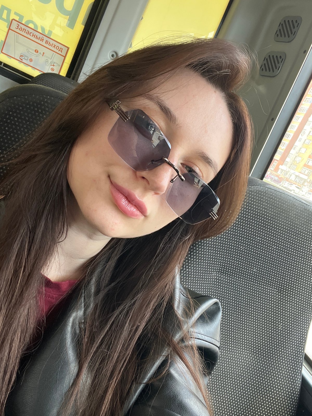Woman observed riding public transit in Tyumen, Russia