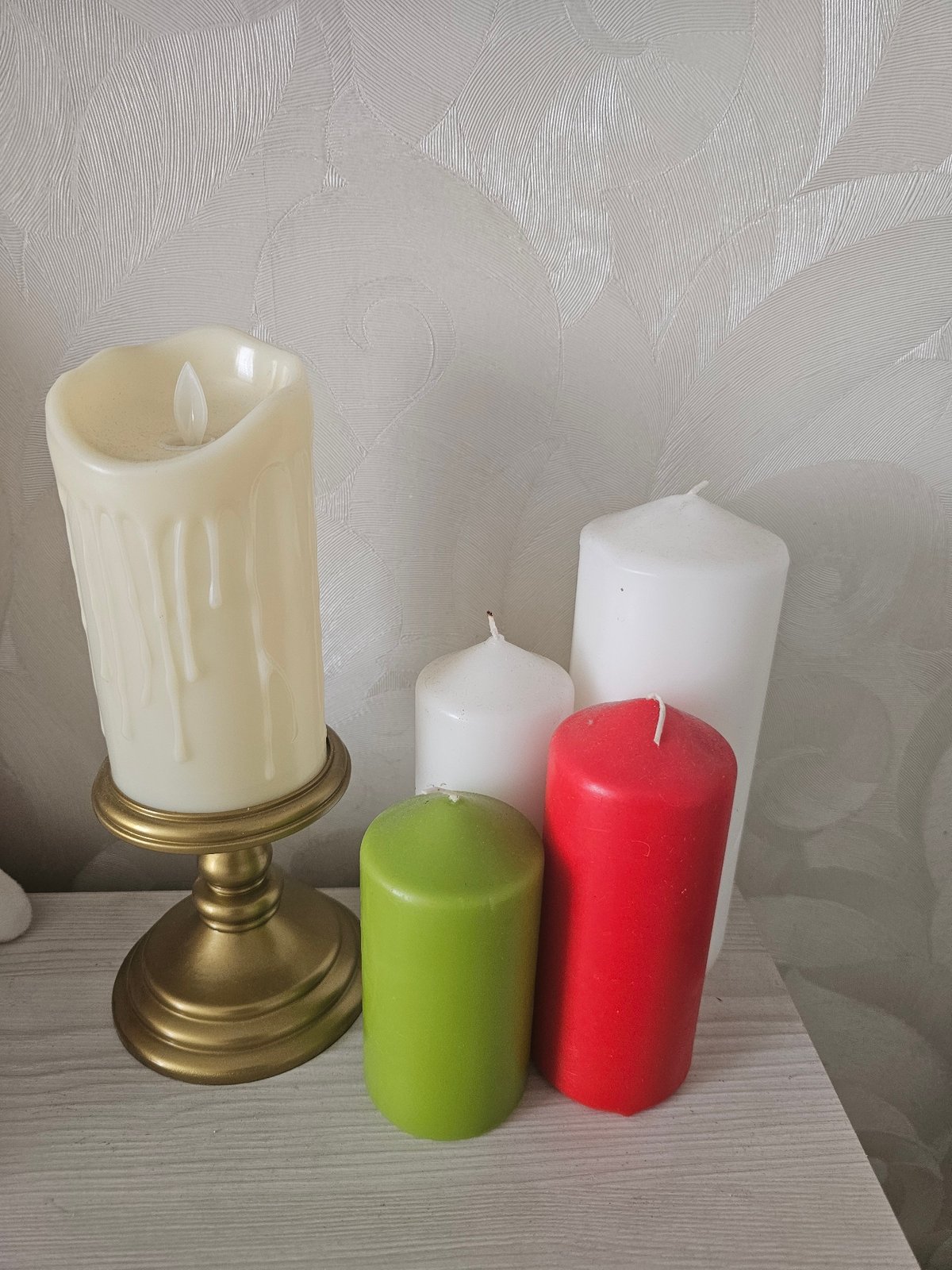 Home décor and lifestyle still lifes from Bălți, Moldova