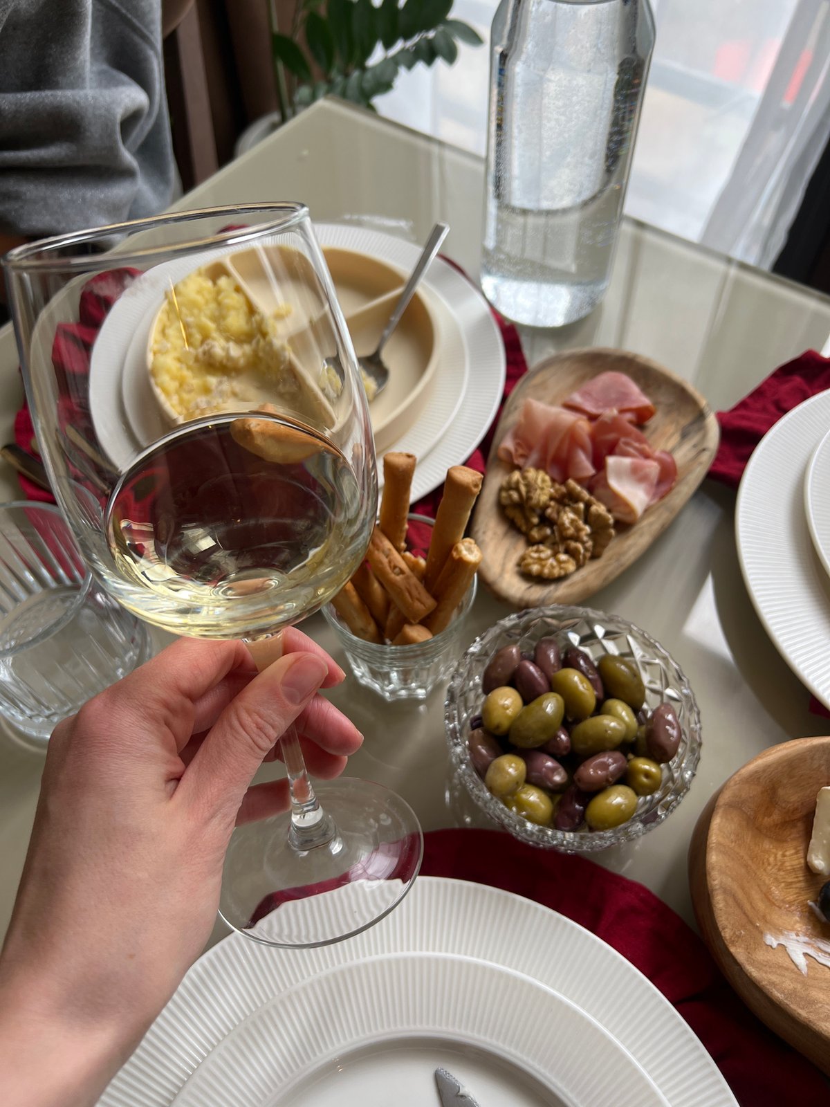 Morning dining scene captured in Khimki residential setting