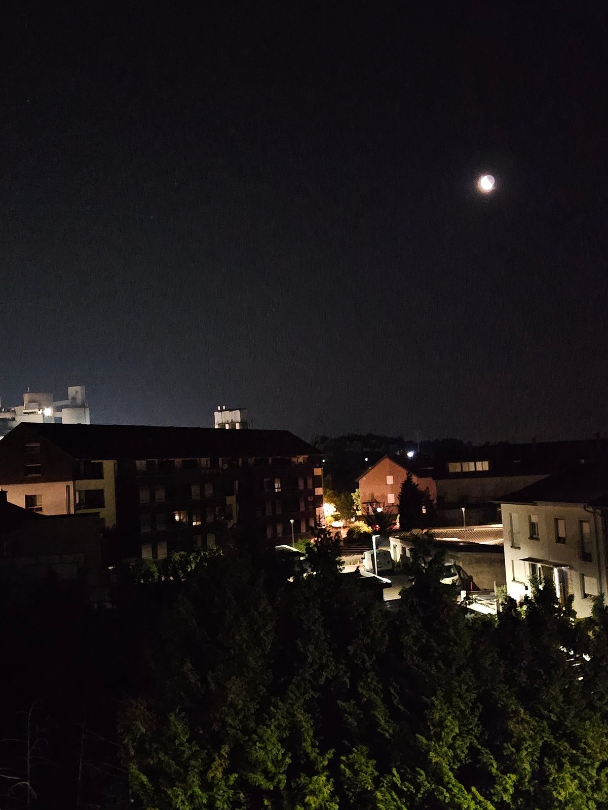 Quiet night to morning in Esch-sur-Alzette