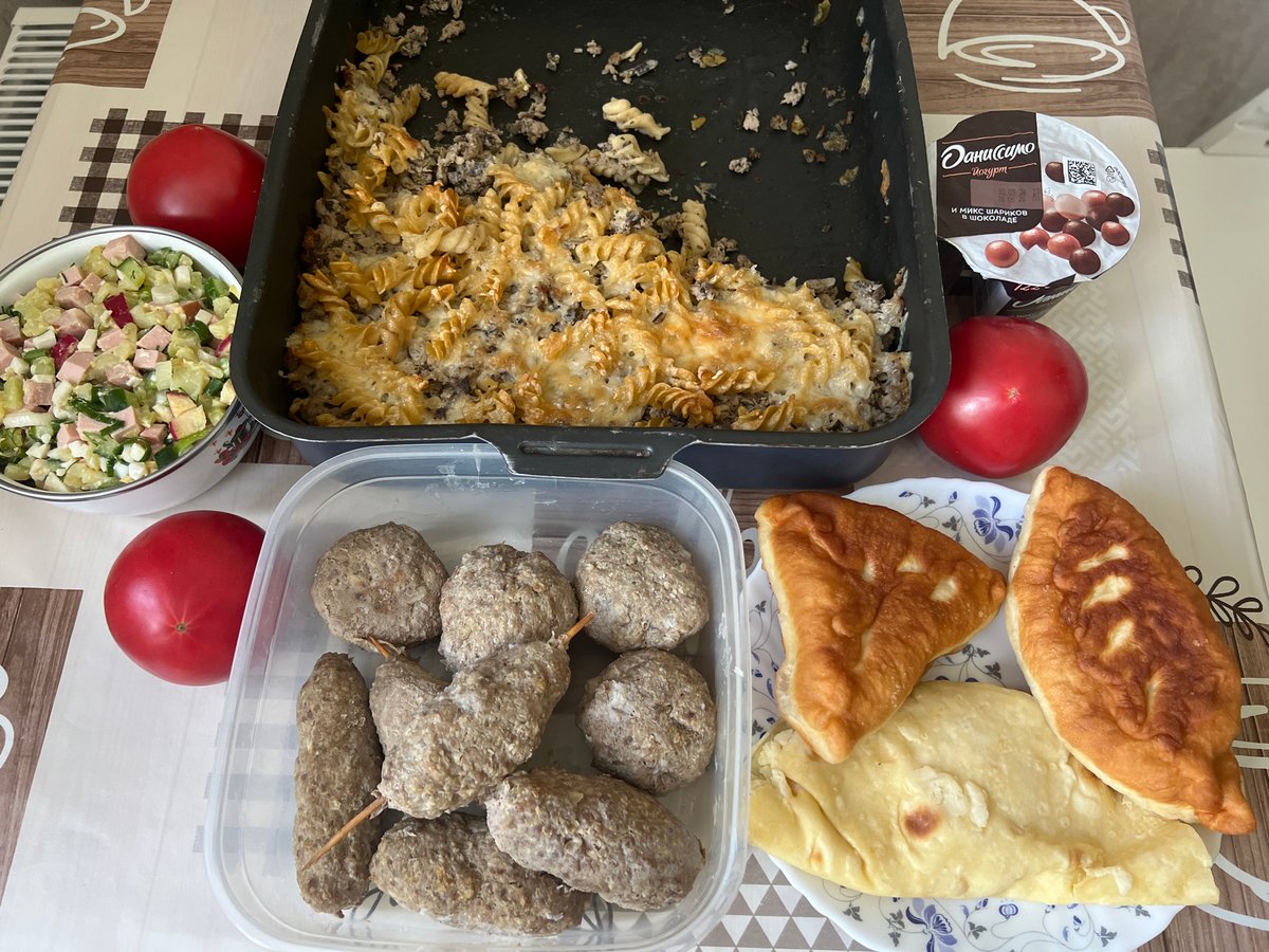 Home meal documented in Ufa, Russia
