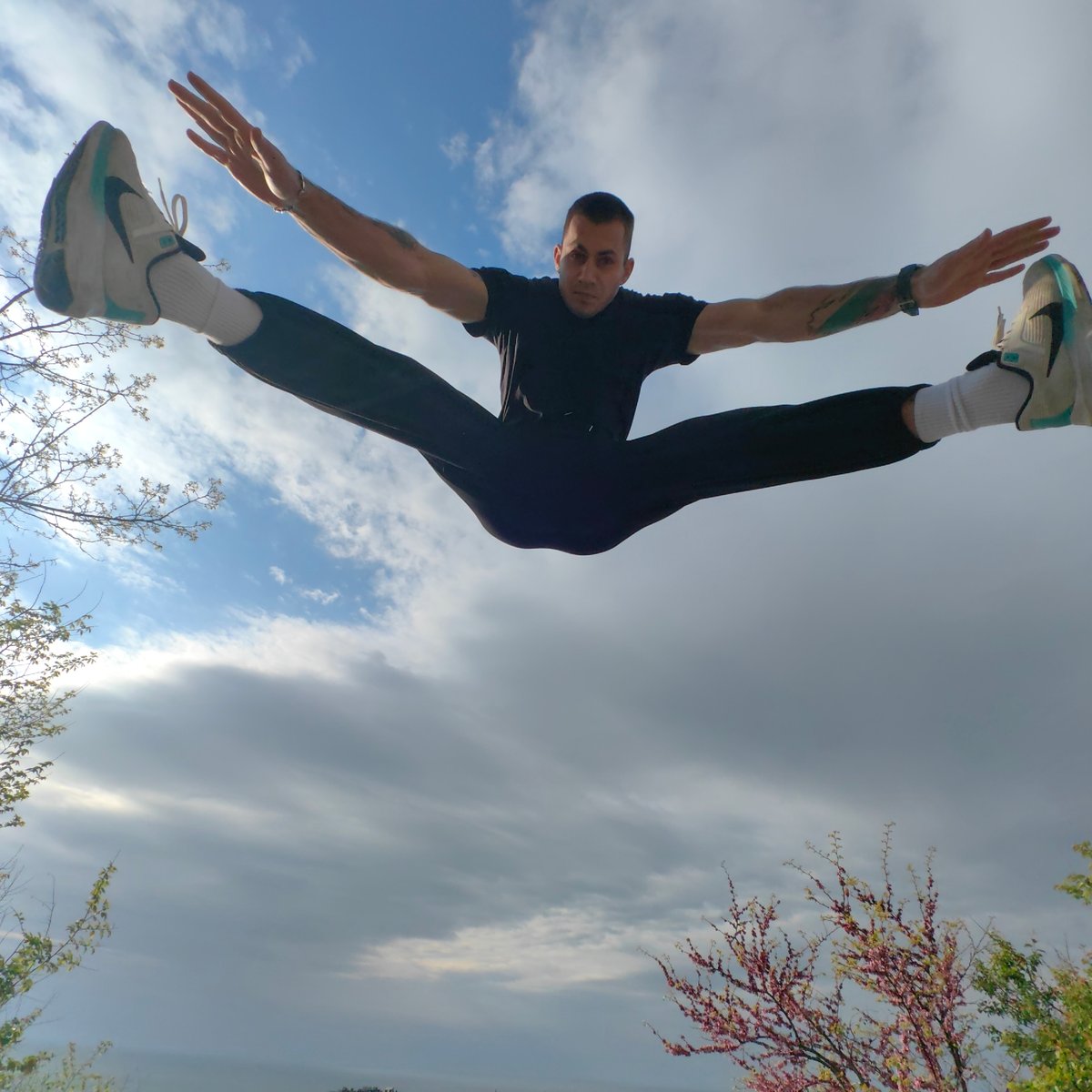 Athlete performs aerial stunts in early morning Varna