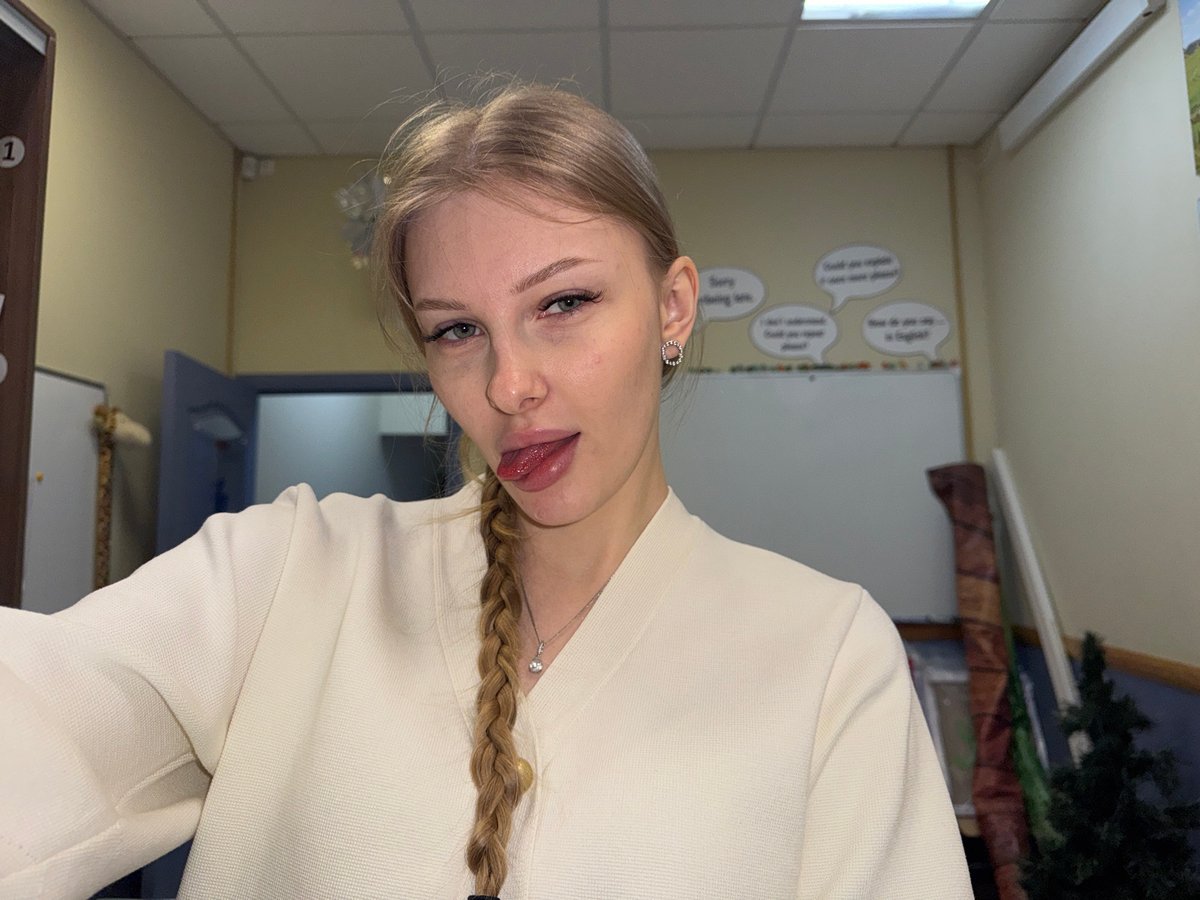 Woman photographed multiple times in early morning Perm session