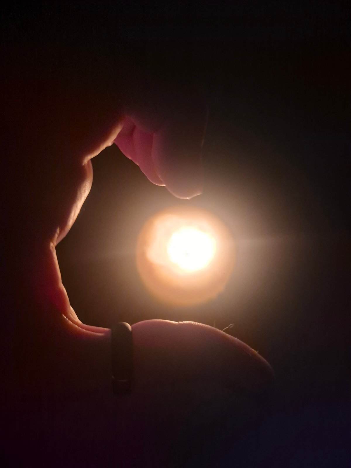 Candlelit intimate moments captured in Chaikovsky, Russia