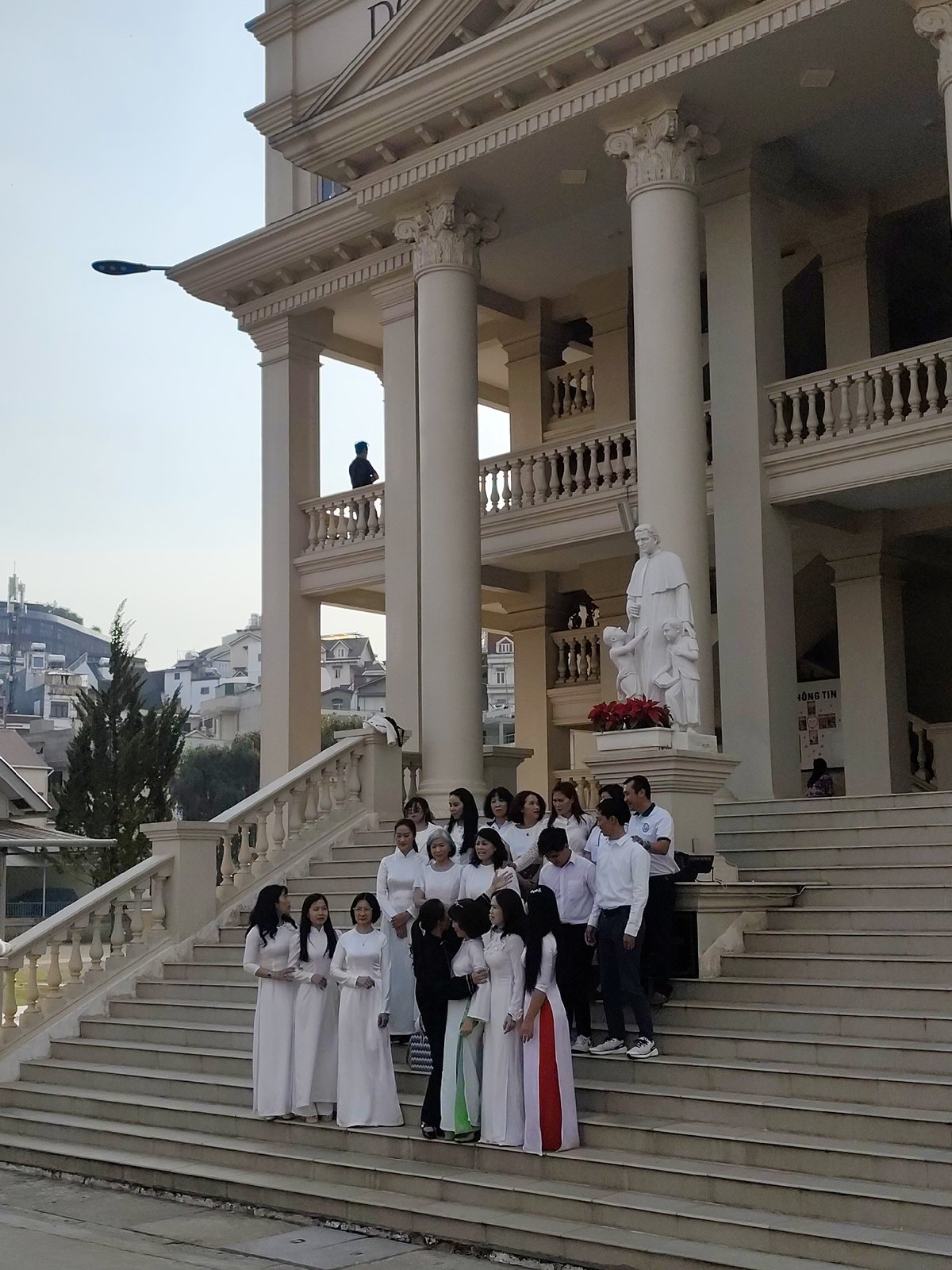 Group gathers in traditional dress at Da Lat parish