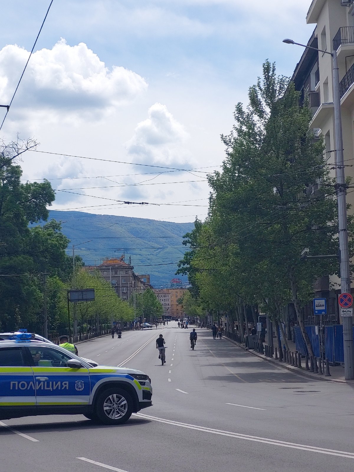 Cycling event draws crowds and participants in Sofia, Bulgaria