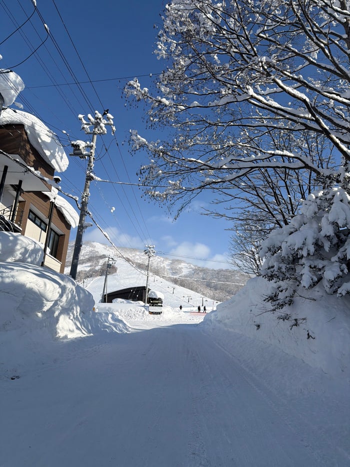 Clear winter day captured in Niseko ski resort