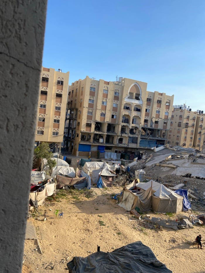 Witnesses document extensive urban destruction in Khan Yunis