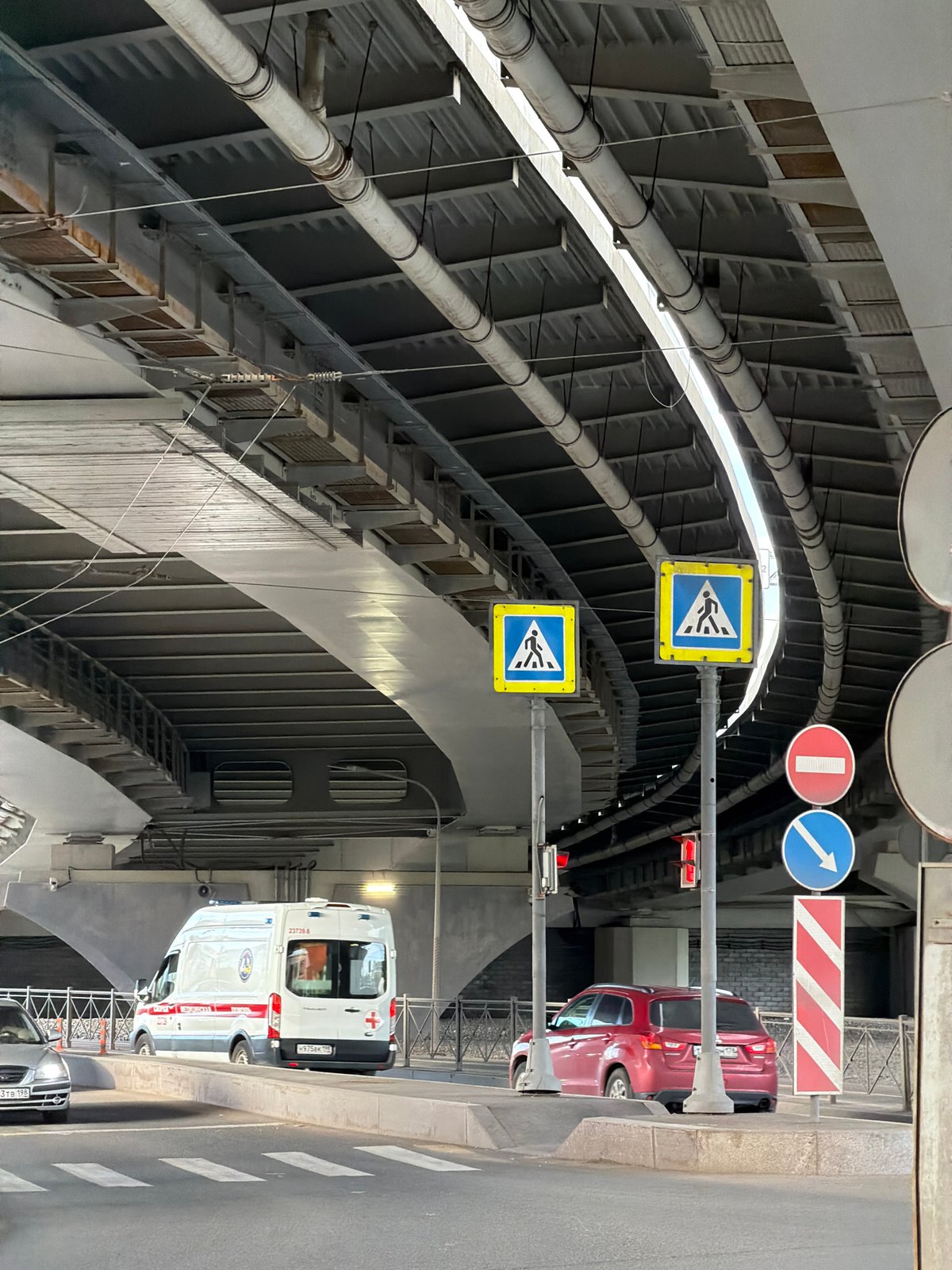 Urban photography tour documents Saint Petersburg infrastructure and streetscapes