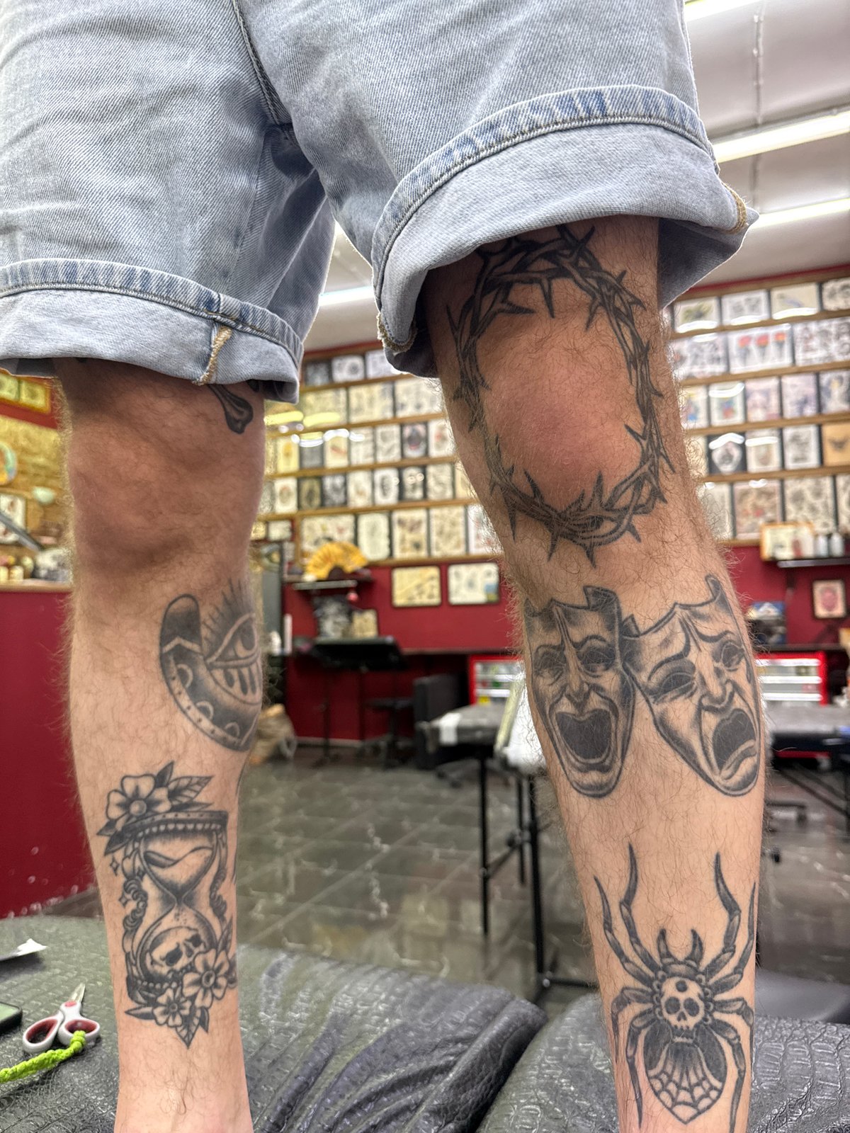 Tattoo session documented at Moscow parlor Friday morning