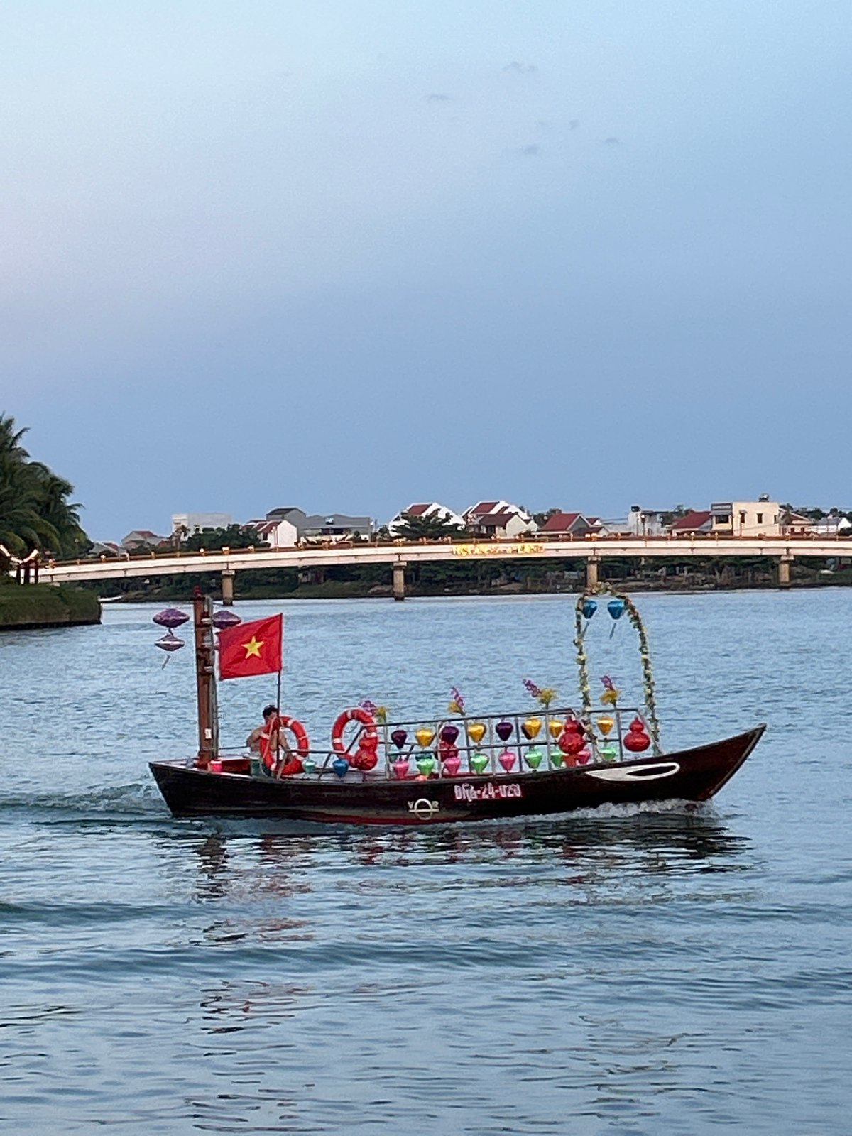Hội An riverfront: boats, lanterns, and street life along the Thu Bon