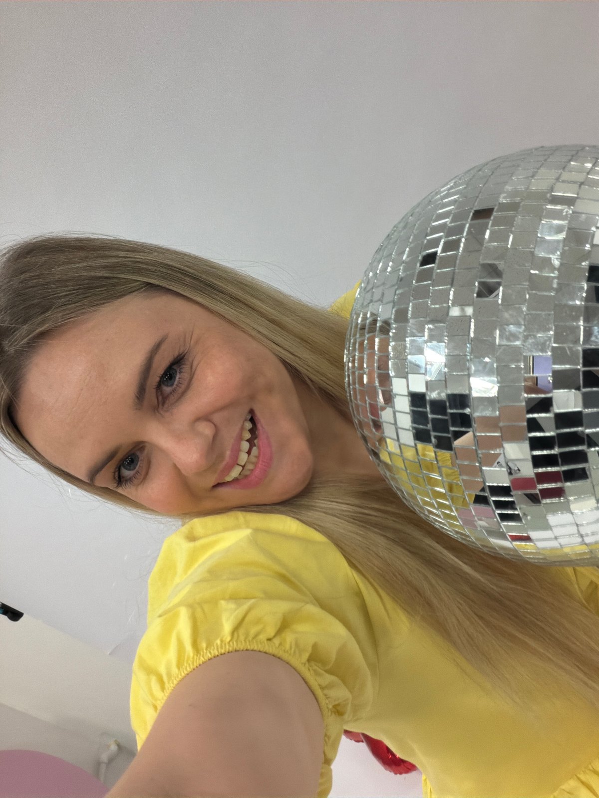 Family photo session with disco balls in Votkinsk, Russia