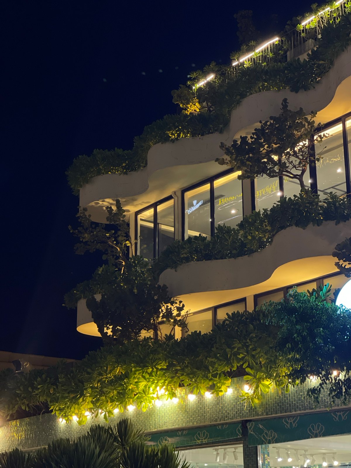 Night out in a Vietnamese coastal city: streets, bars, and beaches