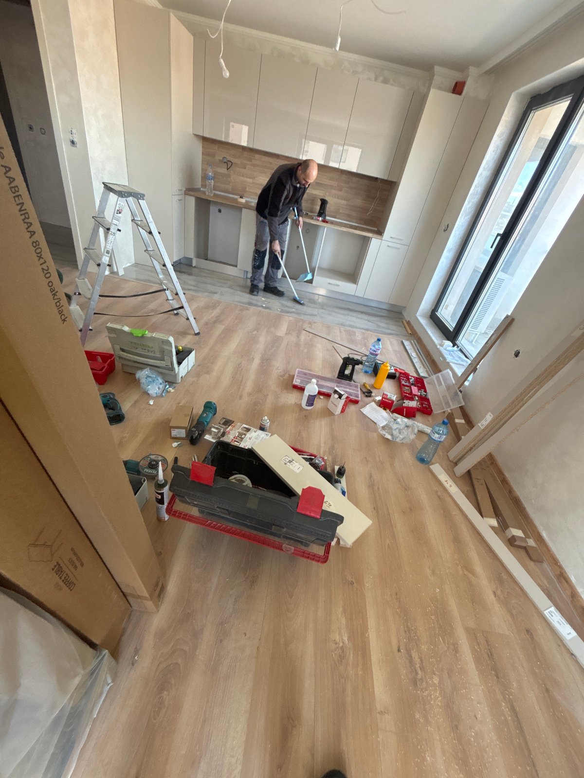 Cabinet installation underway in Plovdiv construction site