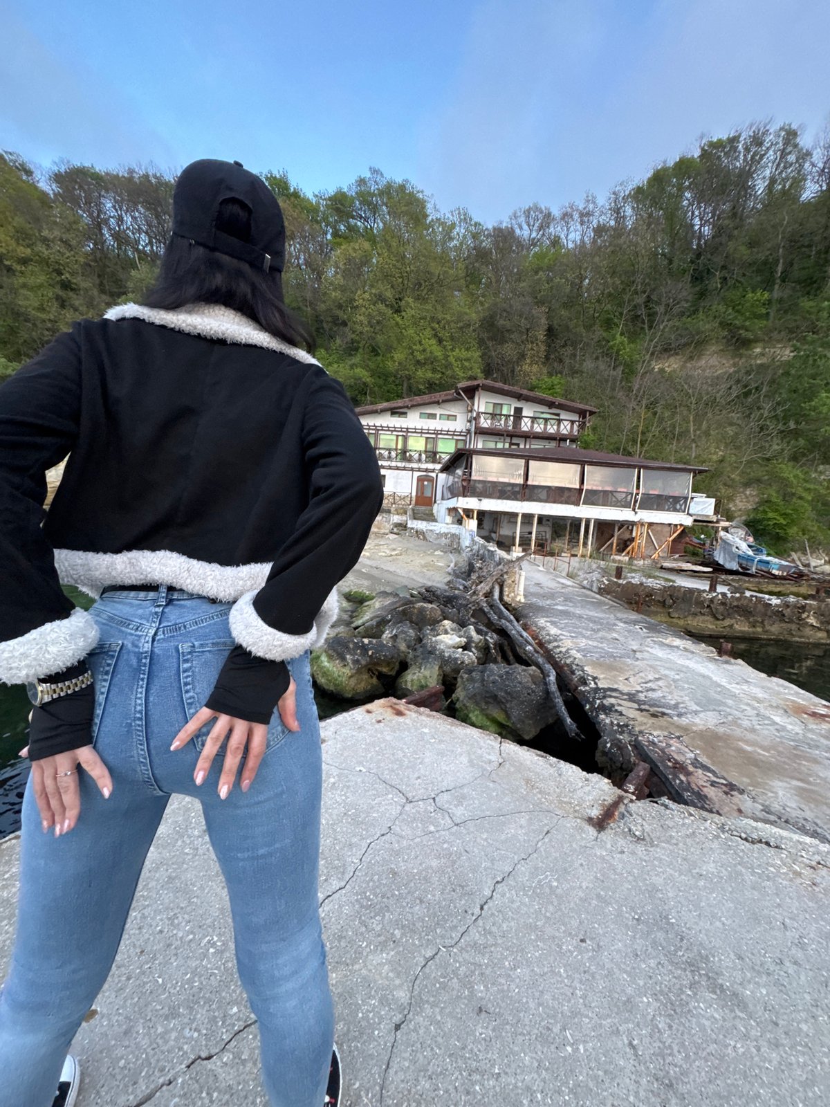 Casual waterfront activities documented along Varna, Bulgaria coastline