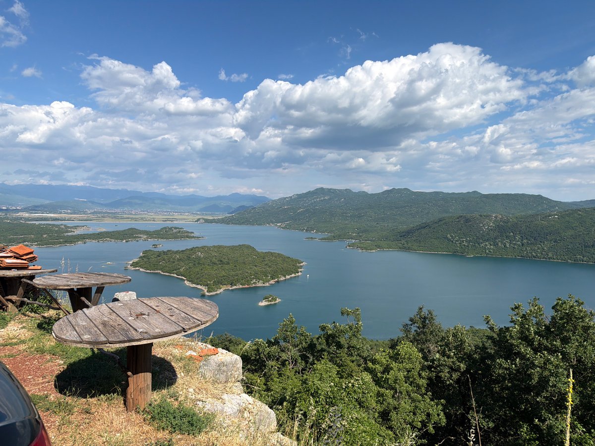 Lakeside roadside stand stop in Ponikvica, Montenegro
