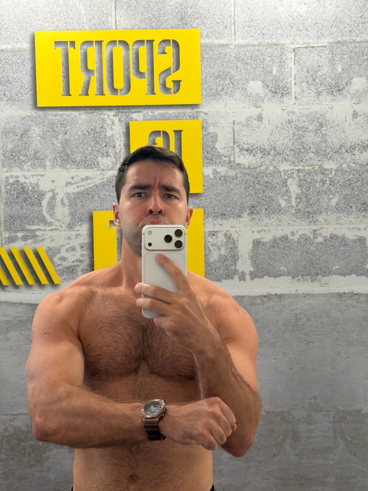 Morning gym session documented in Tel-Aviv fitness facility
