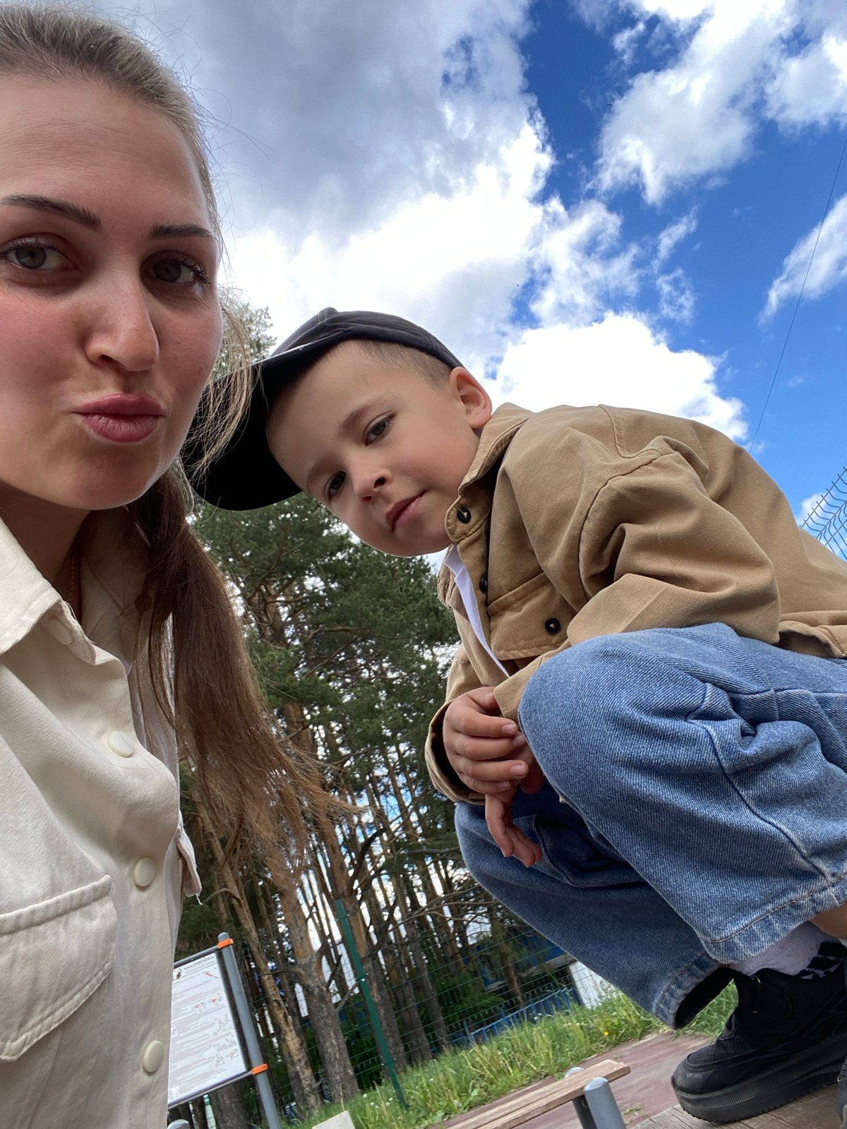 Family visits outdoor fitness park in Chaikovsky, Russia