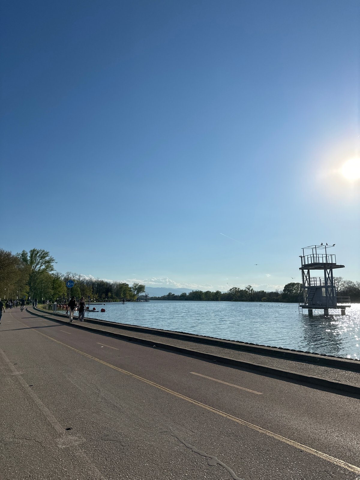 Afternoon dining and leisure at Plovdiv's Rowing Canal