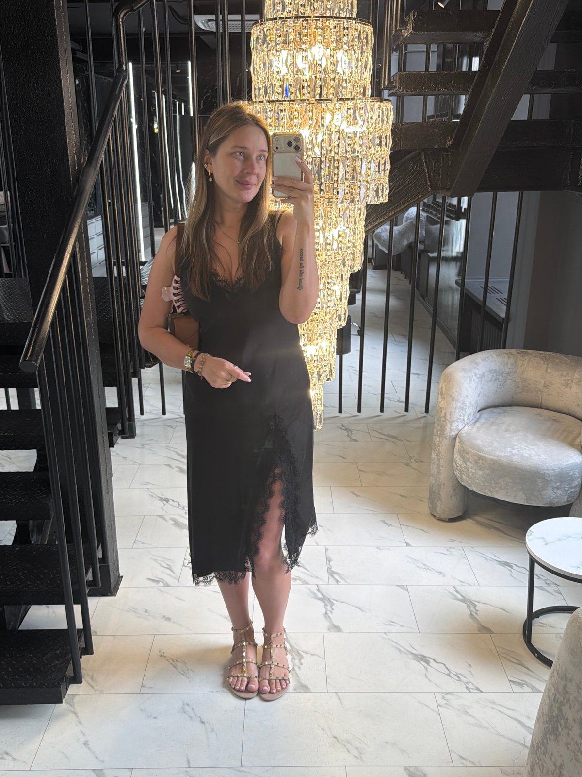 Woman Takes Mirror Selfies in Upscale Shcherbinka Bathroom