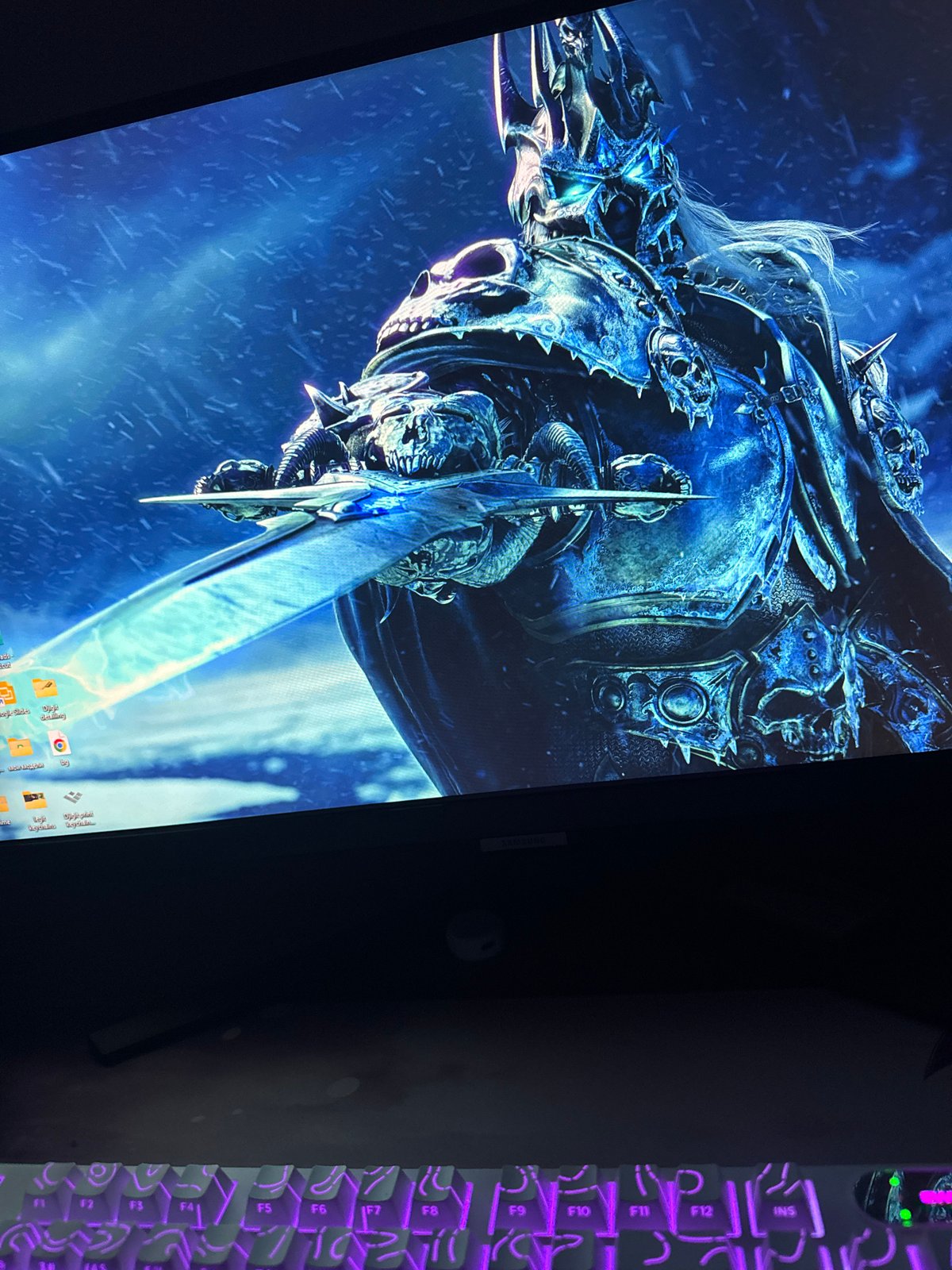 Gaming session captured across multiple fantasy MMORPGs
