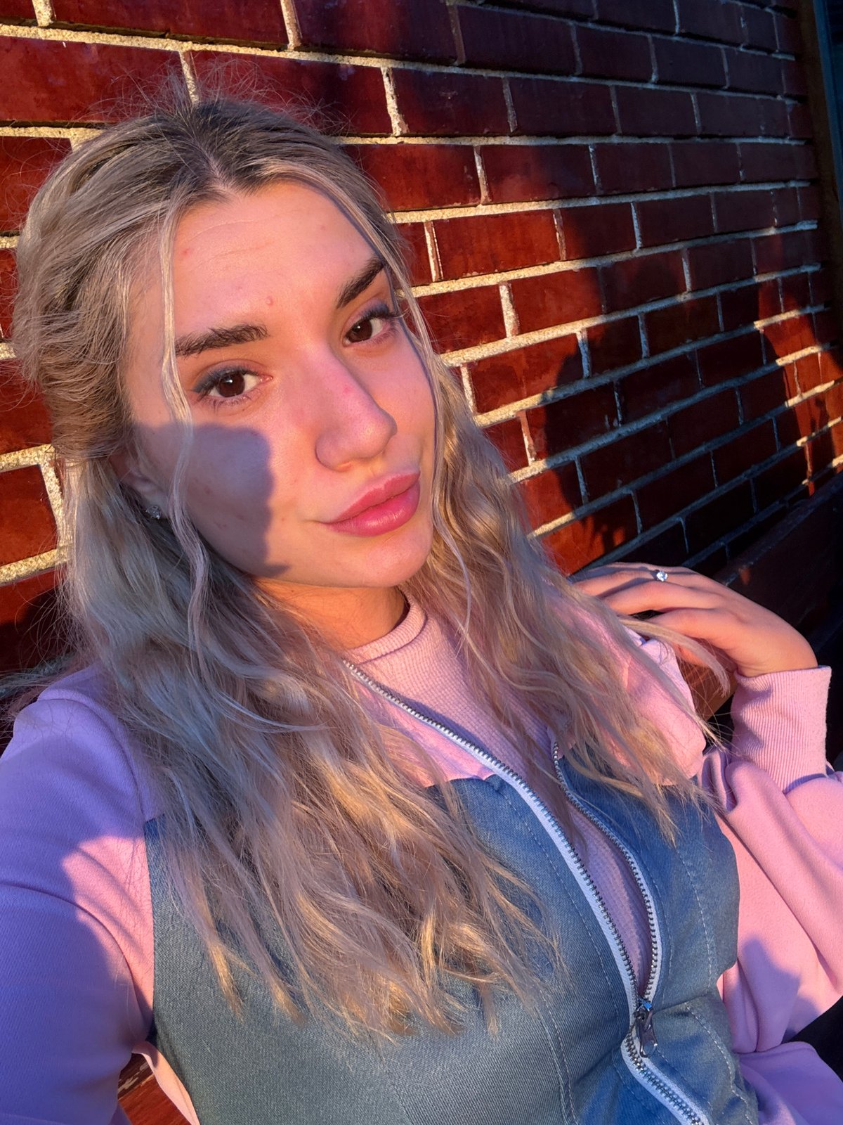 Golden hour selfie and hydrangeas in Gabrene, Bulgaria