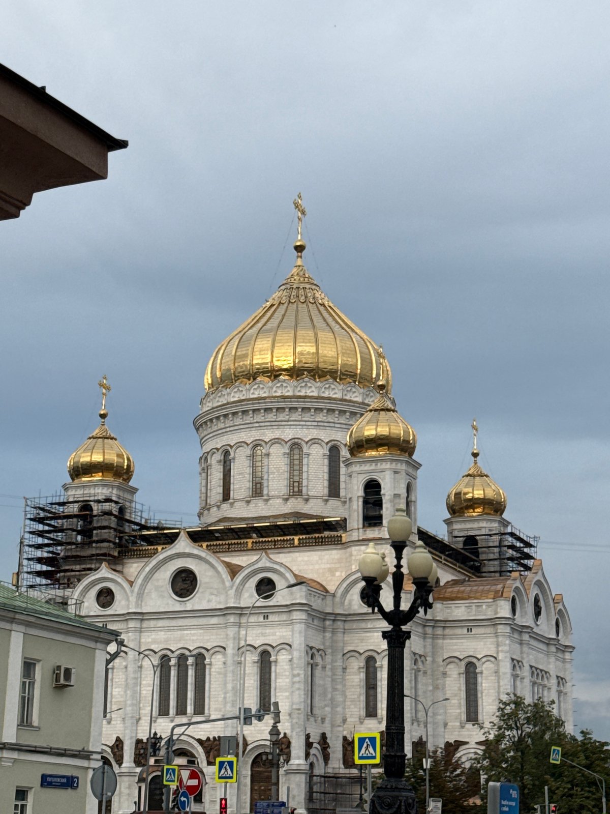 Moscow's Cathedral of Christ the Saviour under clouds, scaffolding up