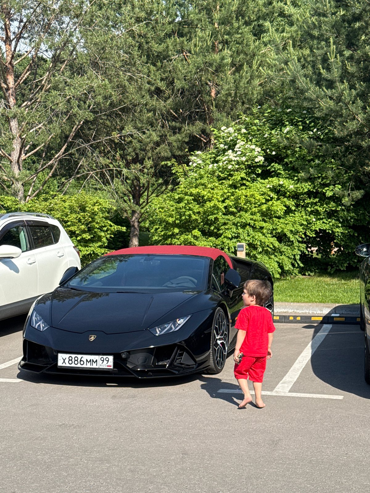 Luxury cars spotted in Moscow parking lots