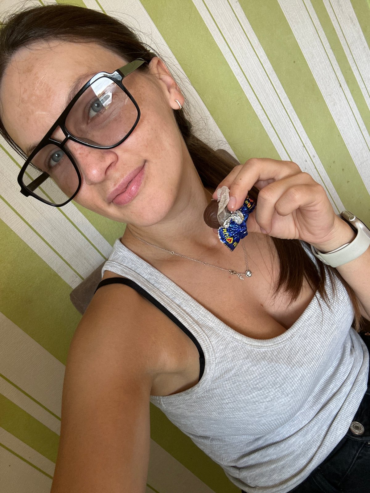 Sunday Morning Play: Fidget Spinners and Selfies in Fredenbeck
