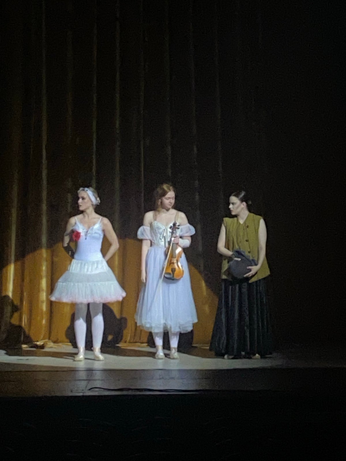 Ballet performance observed in Rusanovo featuring dancers in tutus
